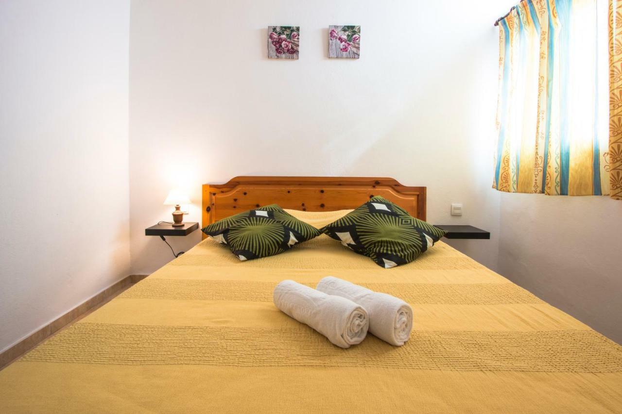 A Ensuite Apartment Con Zona De Patio อาร์เรซิเฟ ภายนอก รูปภาพ
